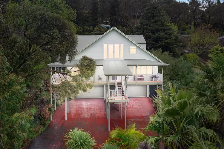 22 Forest View Lane, Upper Ferntree Gully VIC 3156