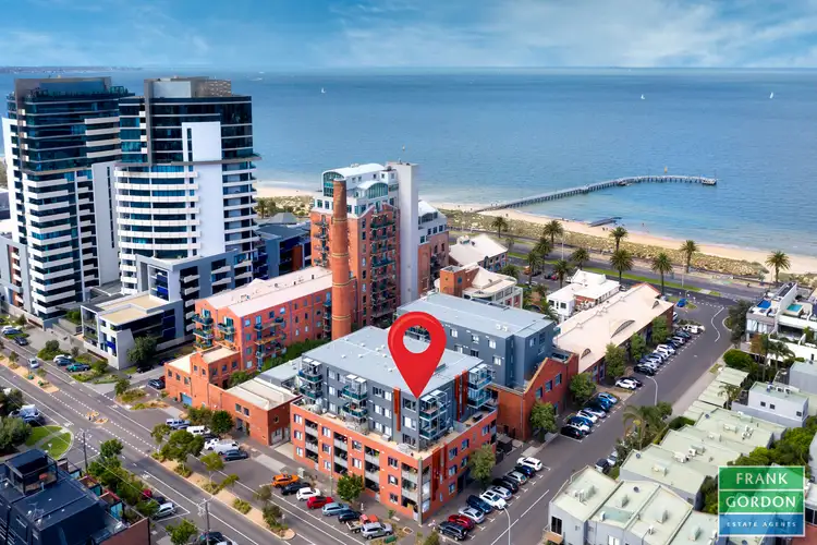206/52 Dow Street, Port Melbourne VIC 3207