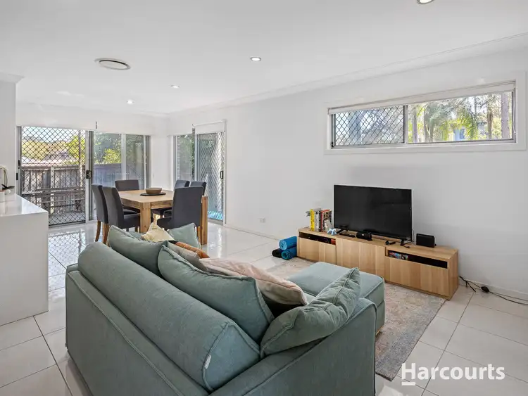 Second view of Homely townhouse listing, 3/200 Meadowlands Road, Carina QLD 4152