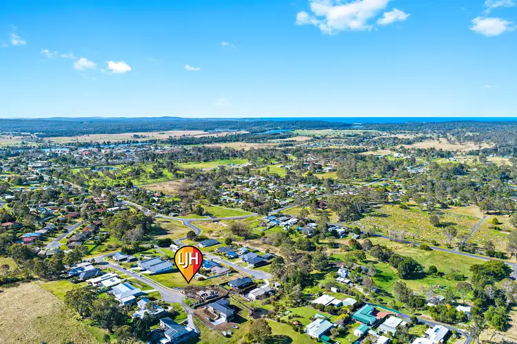 13 Swan Ridge Place, Moruya NSW 2537