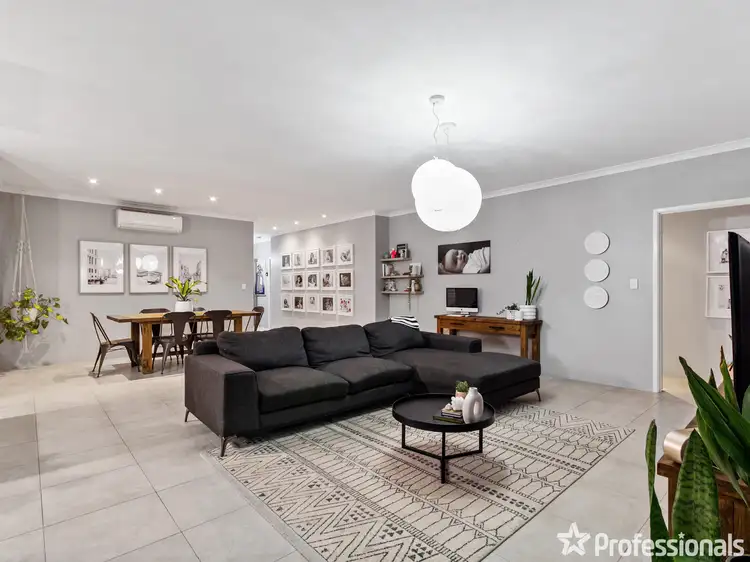 Second view of Homely house listing, 4 Searchers Crescent, Baldivis WA 6171