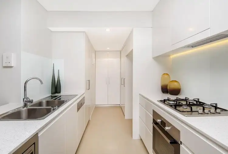 Fifth view of Homely apartment listing, 25 Anderson Street,, Kangaroo Point QLD 4169