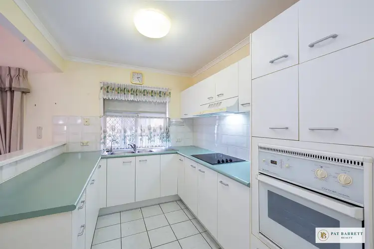 Sixth view of Homely villa listing, 8/6 - 10 Macgregor Drive, Birkdale QLD 4159