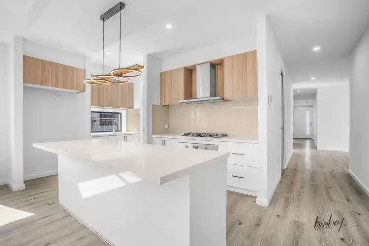 Fifth view of Homely house listing, 32 Lilac Street, Wallan VIC 3756