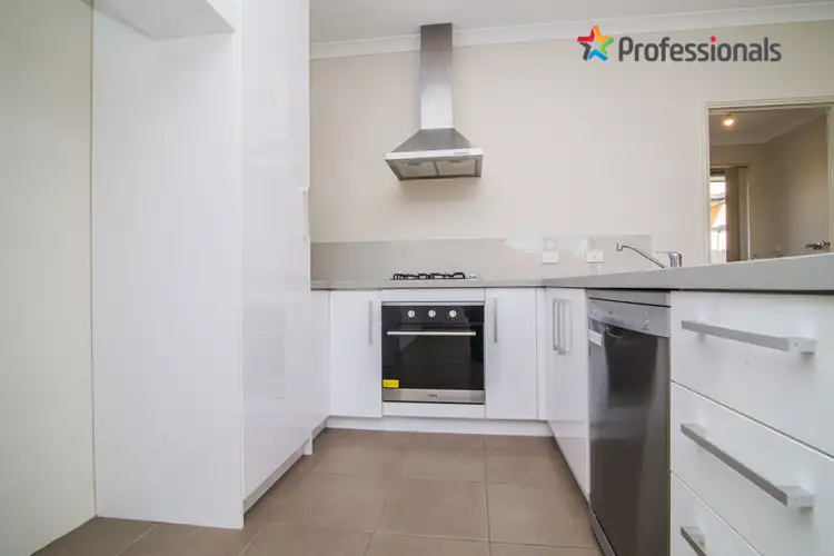 Seventh view of Homely unit listing, 8/99 Lowanna Way, Armadale WA 6112