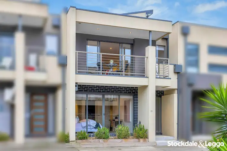 20/8 The Crossing, Caroline Springs VIC 3023