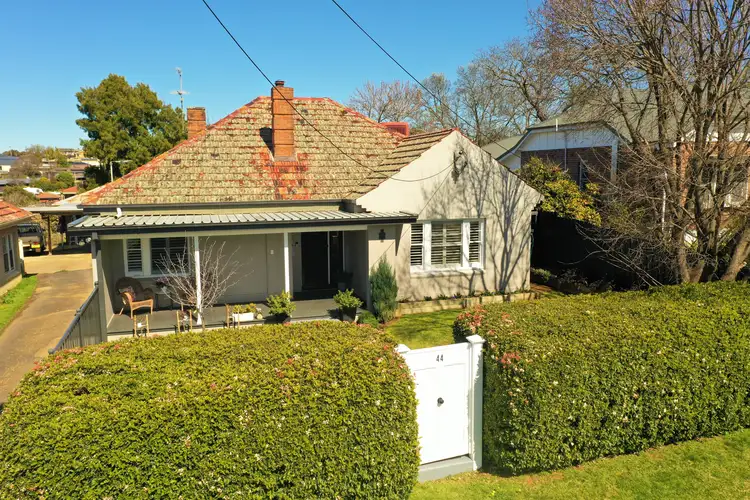 44 Demondrille Street, Young NSW 2594