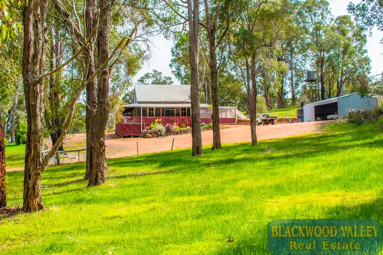 8 Hackett Street, Bridgetown WA 6255