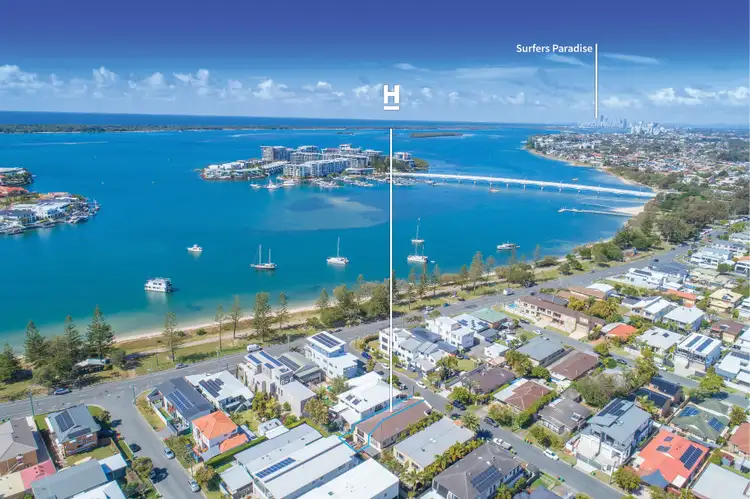 2/5 Rouen Avenue, Paradise Point QLD 4216