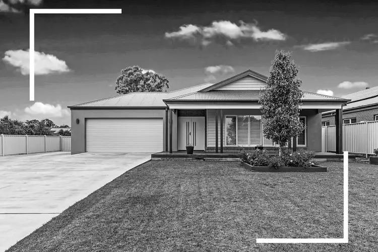 73 Bassett Drive, Strathfieldsaye VIC 3551