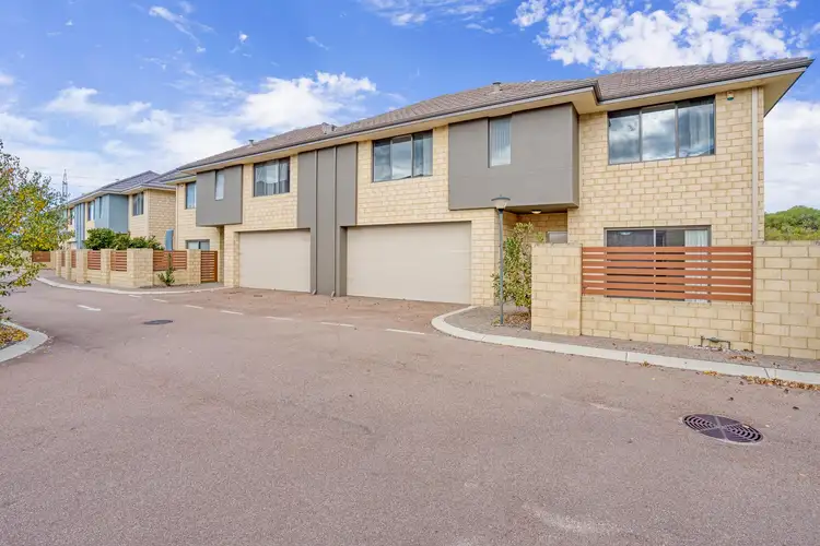 16/9 Barfield Road, Hammond Park WA 6164