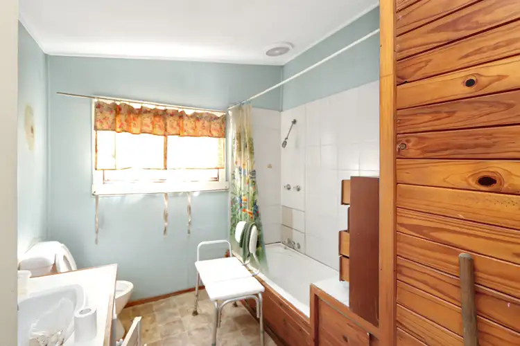 Fourth view of Homely house listing, 10 Echlin Street, West End QLD 4810