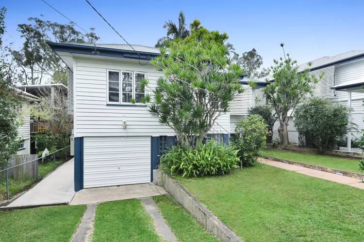 11 Reuben Street, Stafford QLD 4053
