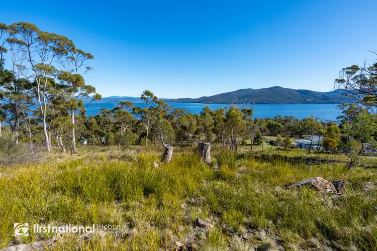 150 Matthew Flinders Drive, Alonnah TAS 7150