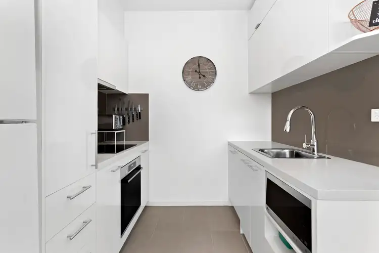 Sixth view of Homely apartment listing, 302C/1142 Nepean Highway, Highett VIC 3190