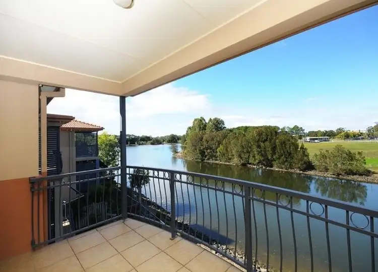 25/4 University Drive, Robina QLD 4226
