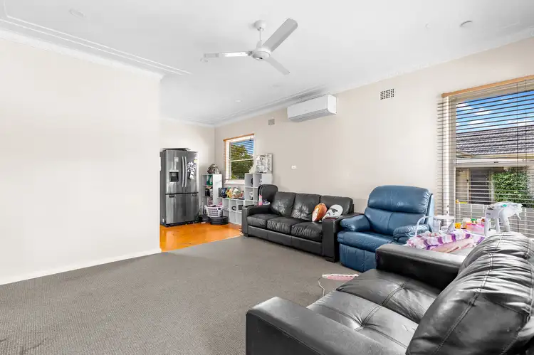 Fifth view of Homely house listing, 8 Velinda Street, Edgeworth NSW 2285