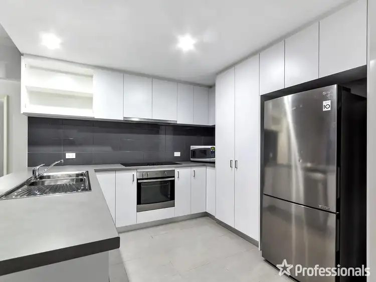 Fifth view of Homely unit listing, 3/2 McDougal Way, Baldivis WA 6171