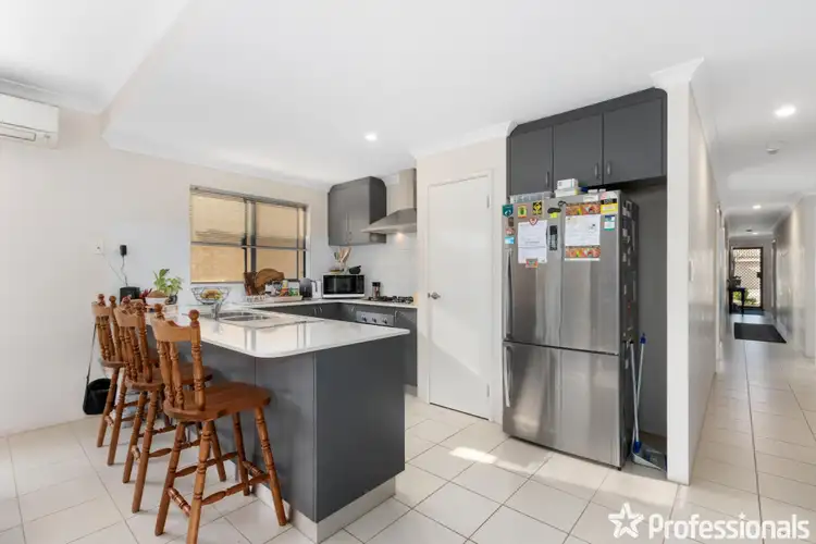 17 Blue Road, Canning Vale WA 6155