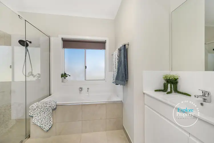 Sixth view of Homely house listing, 21 Speargrass Parade, Mount Low QLD 4818
