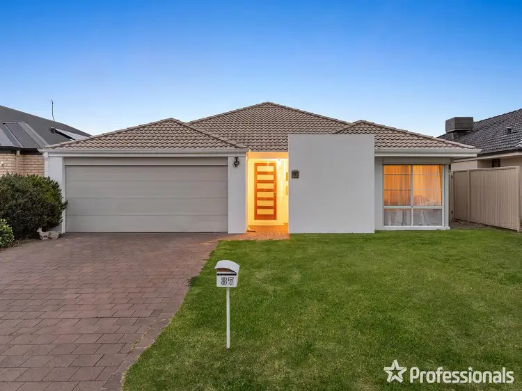 Main view of Homely house listing, 37 Sellafield Bend, Waikiki WA 6169