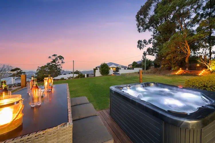 14-16 CELEBES COURT, Tamborine Mountain QLD 4272
