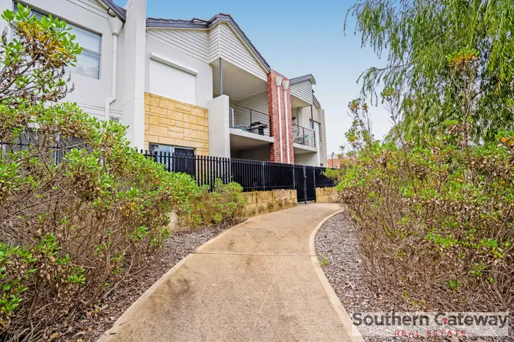 Fourth view of Homely unit listing, 23/2 Louvre Way, Baldivis WA 6171