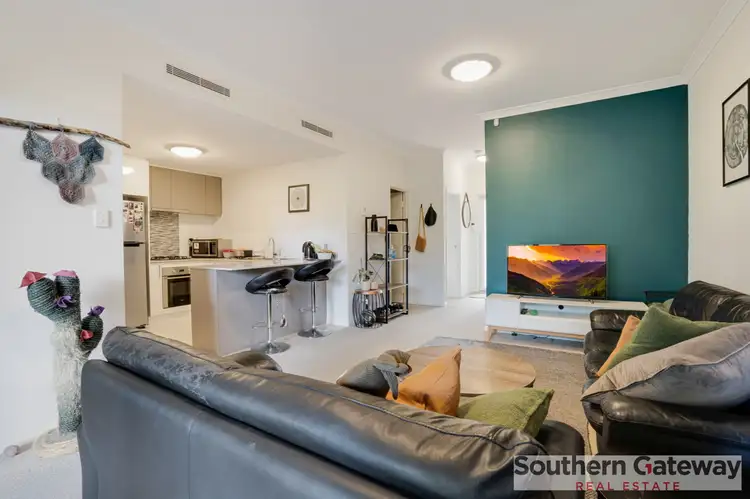 Sixth view of Homely unit listing, 23/2 Louvre Way, Baldivis WA 6171