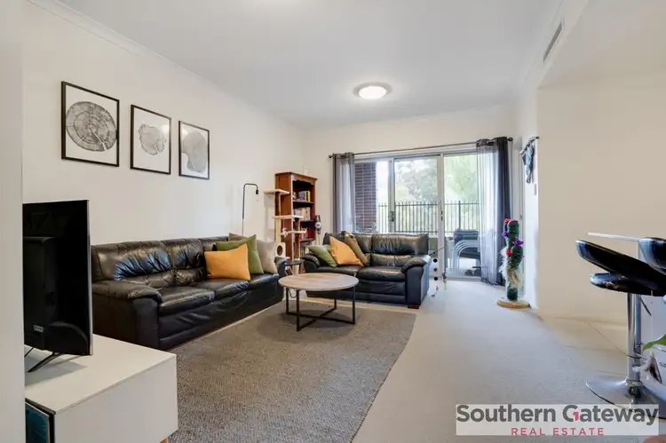 Seventh view of Homely unit listing, 23/2 Louvre Way, Baldivis WA 6171