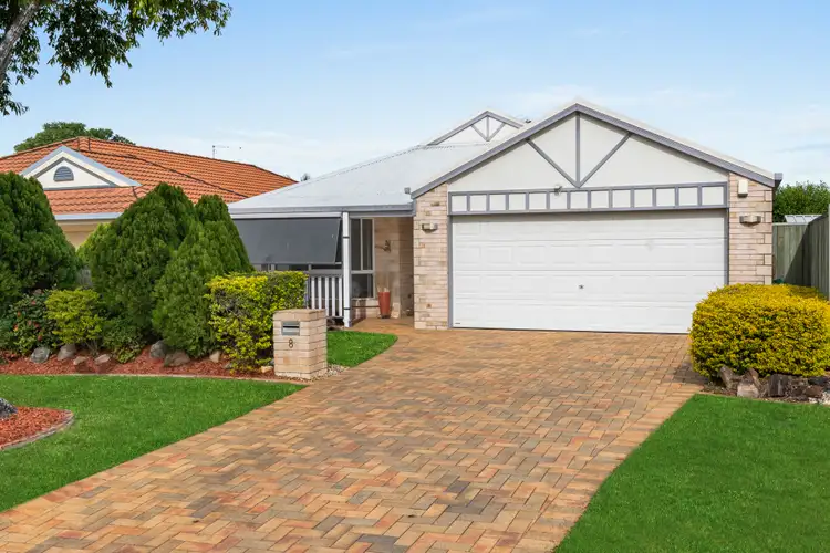 8 Cooksland Crescent, North Lakes QLD 4509