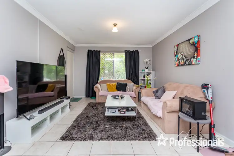 Fifth view of Homely semi-detached listing, 1A Sinclair St, Armadale WA 6112