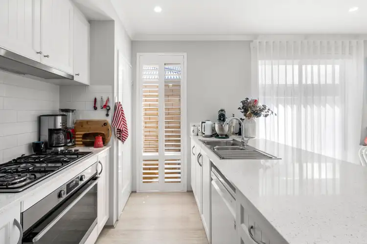 Fifth view of Homely house listing, 10 Relucent Way, Baldivis WA 6171