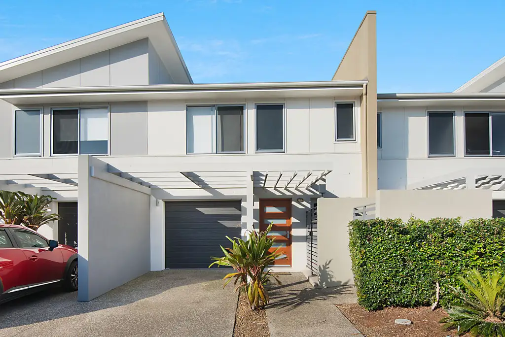 Main view of Homely townhouse listing, 30 / 34 O'DOHERTY CIRCUIT, Nudgee QLD 4014