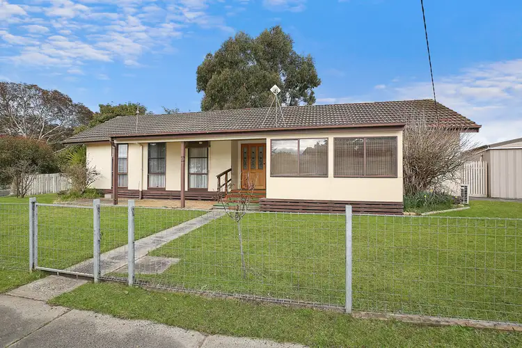 2 Wardoo Street, Simpson VIC 3266