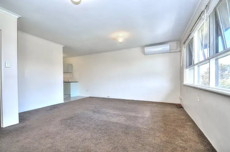 Third view of Homely unit listing, 6/94 Beach Road, Mentone VIC 3194