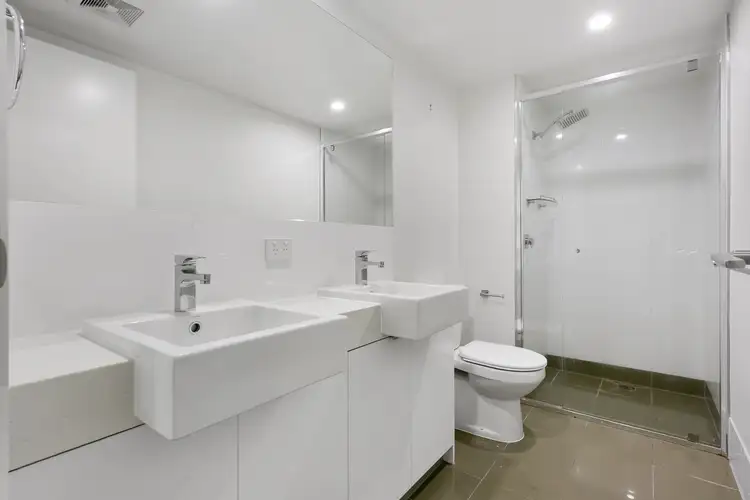 Fifth view of Homely unit listing, 112/33 Lakefront Crescent, "Aura Apartments", Varsity Lakes QLD 4227