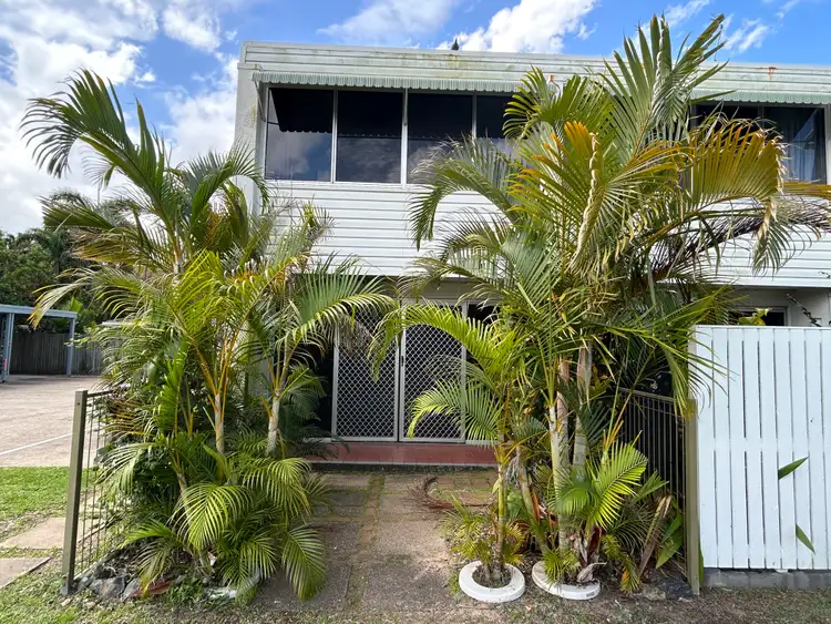1/2 Moffatt Street, Scarborough QLD 4020