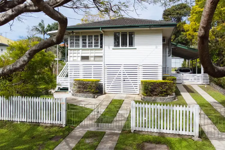 8 Charlotte Street, Wavell Heights QLD 4012