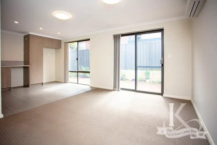 Fourth view of Homely apartment listing, 3/4 Britannia Road, Mount Hawthorn WA 6016