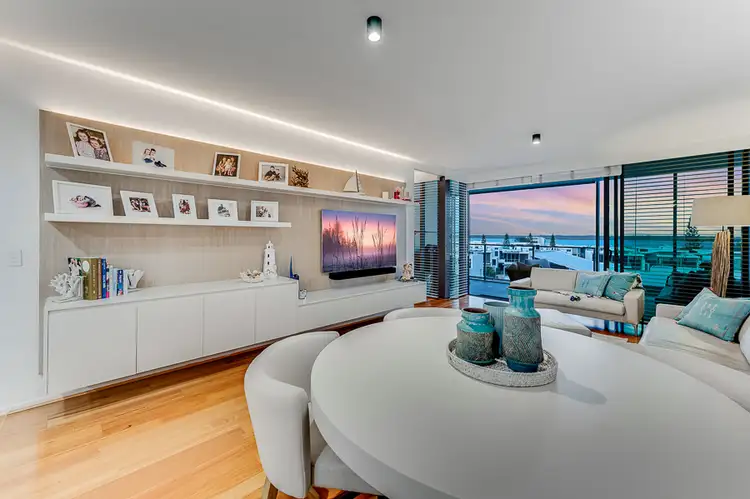 Sixth view of Homely apartment listing, 3402 Ephraim Island, Paradise Point QLD 4216