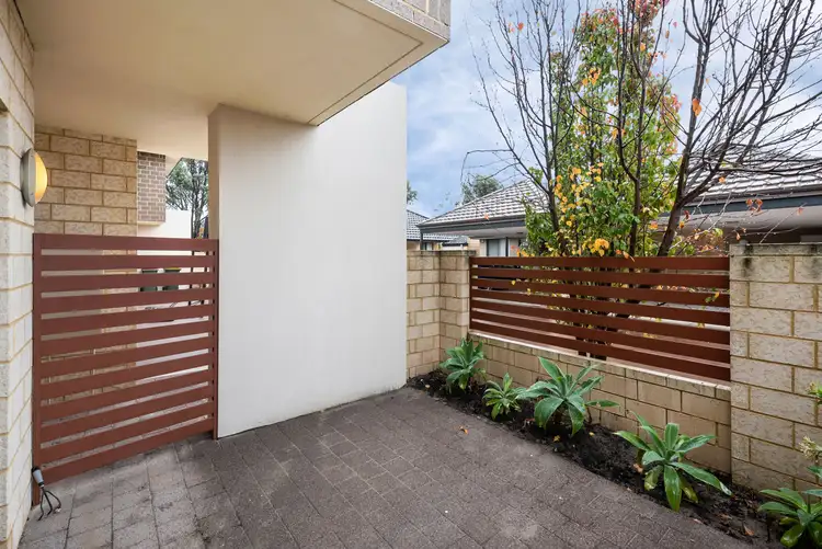 Fifth view of Homely townhouse listing, 25/9 Barfield Road, Hammond Park WA 6164