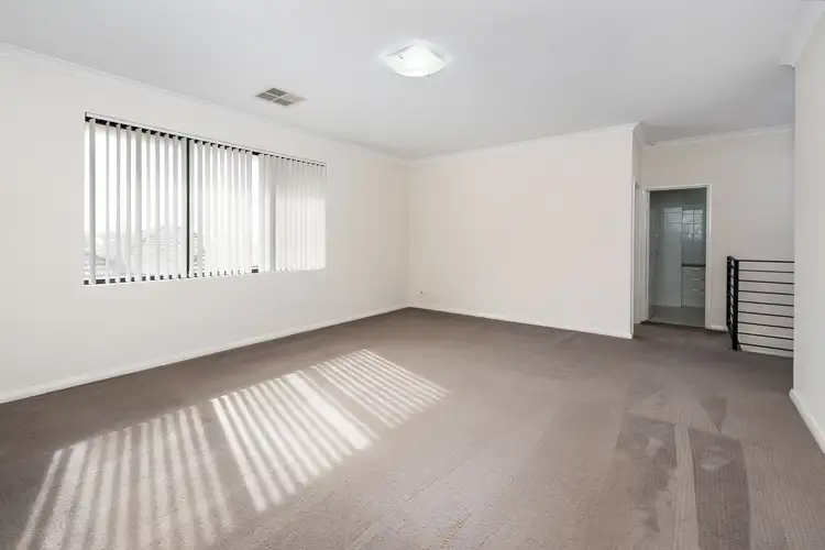 Sixth view of Homely townhouse listing, 25/9 Barfield Road, Hammond Park WA 6164
