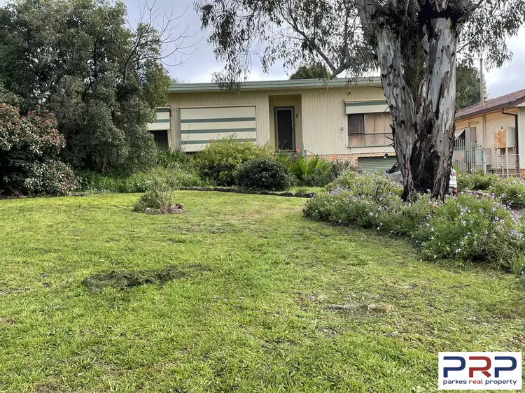 34 Molong Road, Parkes NSW 2870