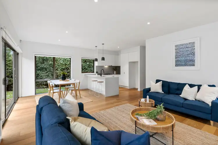 Fifth view of Homely house listing, 8 Orpington Crescent, Marshall VIC 3216