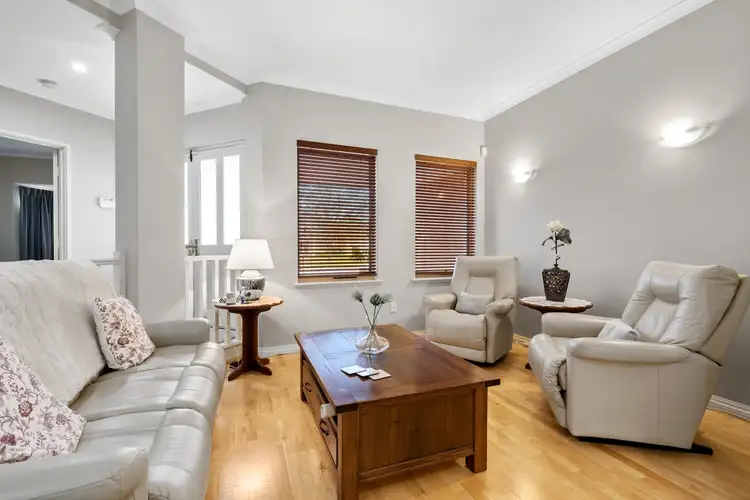 Second view of Homely house listing, 8 Beesley Court, Success WA 6164