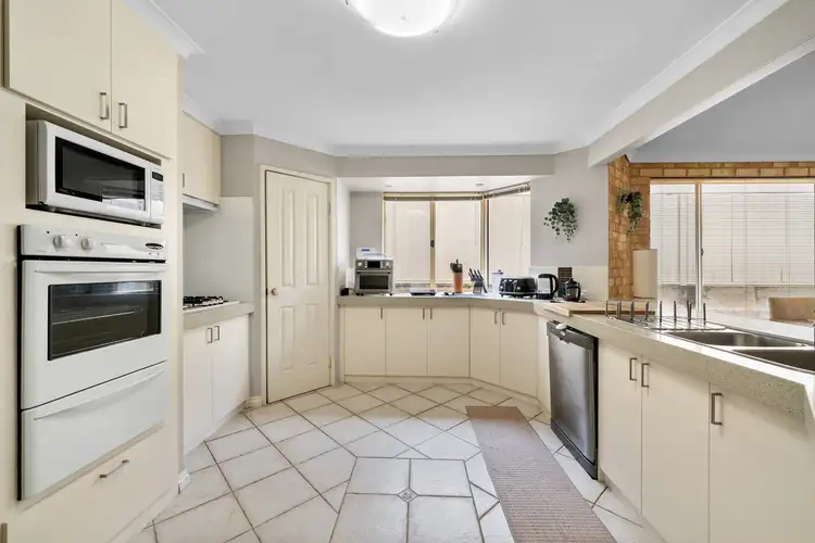 Sixth view of Homely house listing, 8 Beesley Court, Success WA 6164