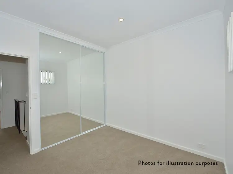 Sixth view of Homely house listing, 2/52 Morfitt Street, Mandurah WA 6210