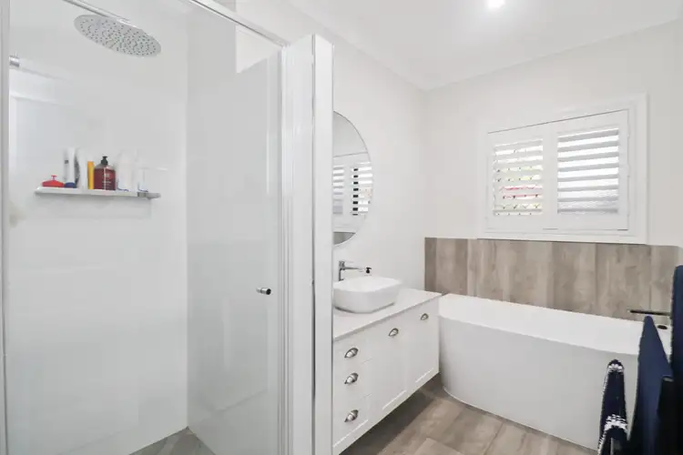 Sixth view of Homely house listing, 2 Rosedale Court, Annandale QLD 4814