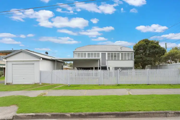 42 Cemetery Road, Eastern Heights QLD 4305