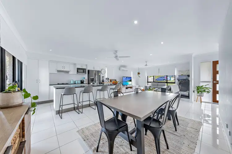 26 Fairweather Road, Cannonvale QLD 4802